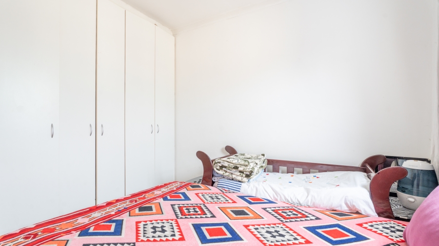 2 Bedroom Property for Sale in Maitland Western Cape